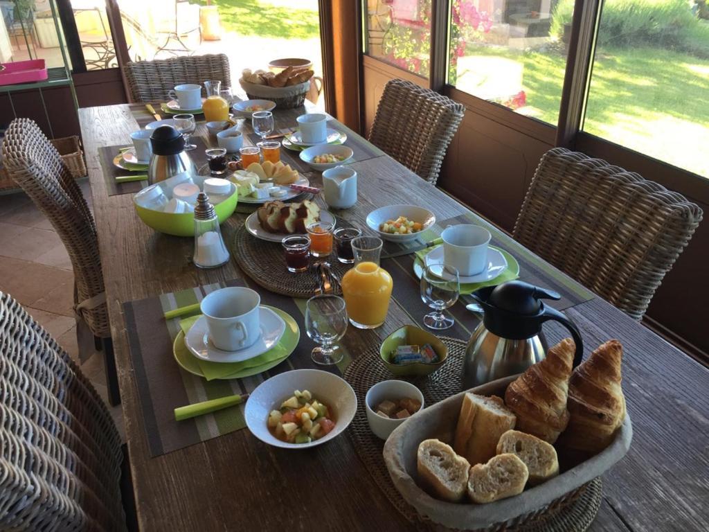 Mas De L'Olivette Bed & Breakfast Котиняк Екстериор снимка