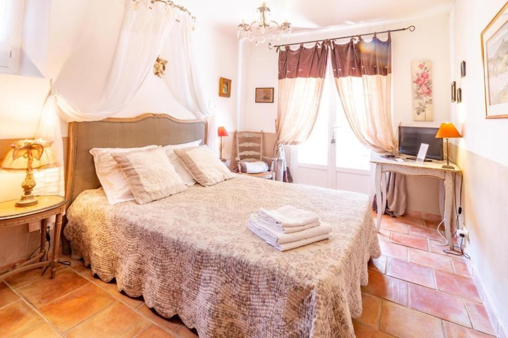 Mas De L'Olivette Bed & Breakfast Котиняк Екстериор снимка