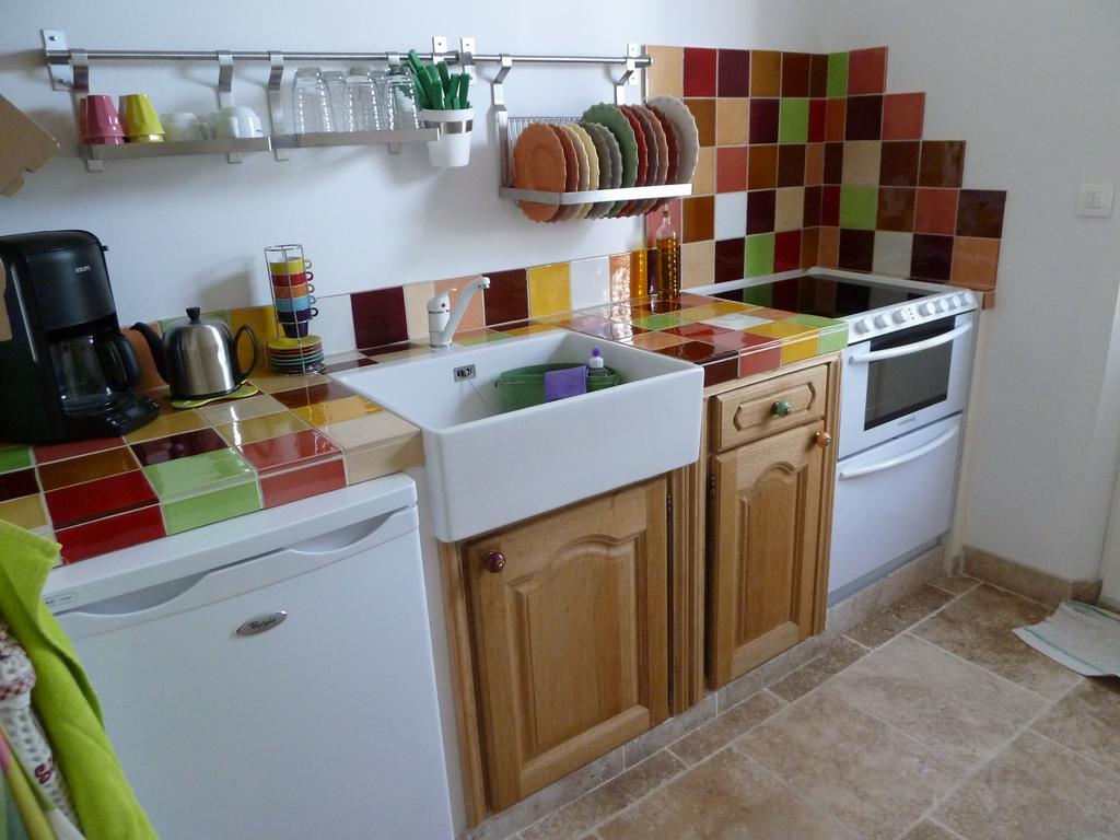 Mas De L'Olivette Bed & Breakfast Котиняк Стая снимка