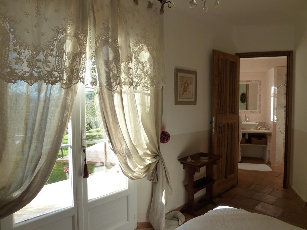 Mas De L'Olivette Bed & Breakfast Котиняк Стая снимка