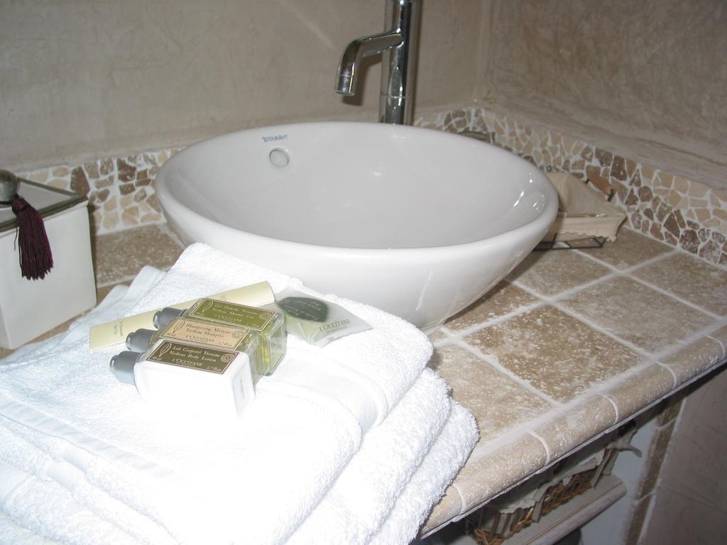 Mas De L'Olivette Bed & Breakfast Котиняк Стая снимка
