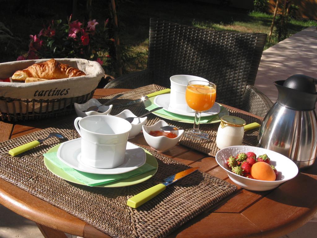 Mas De L'Olivette Bed & Breakfast Котиняк Екстериор снимка